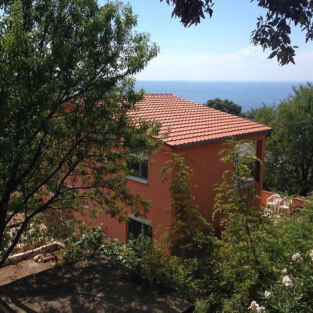 Holiday Home Orange Утєха Екстер'єр фото