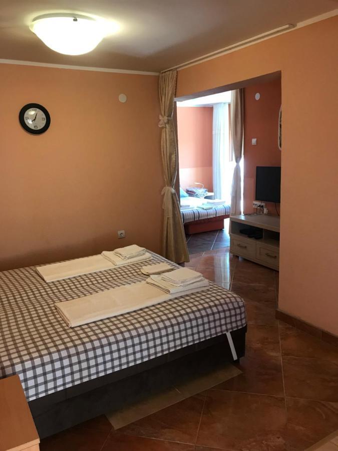 Holiday Home Orange Утєха Екстер'єр фото