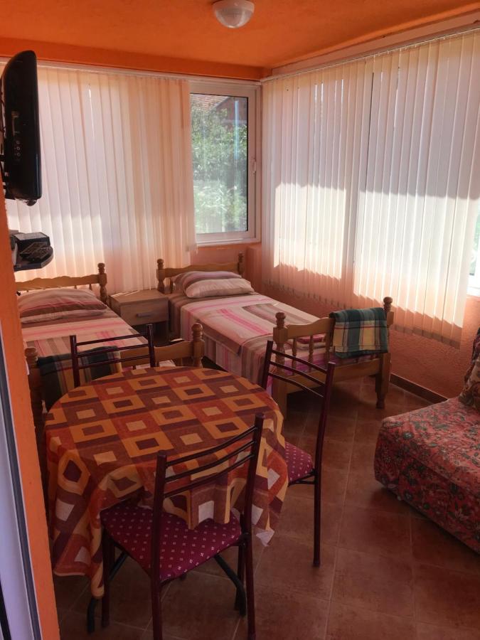 Holiday Home Orange Утєха Екстер'єр фото