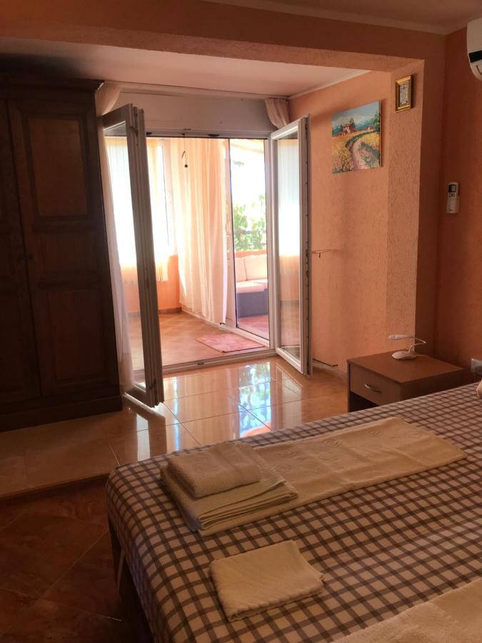 Holiday Home Orange Утєха Екстер'єр фото