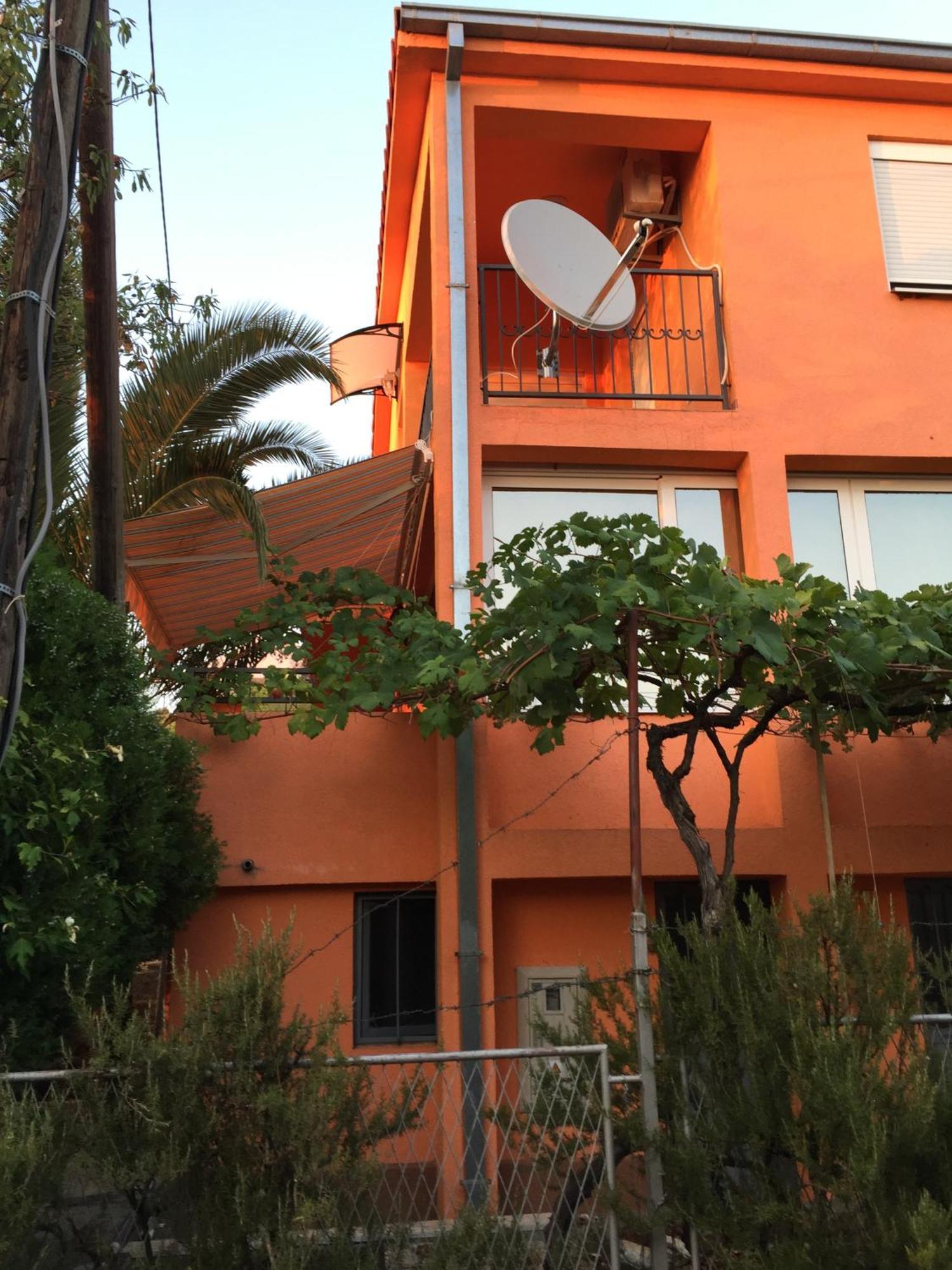 Holiday Home Orange Утєха Екстер'єр фото