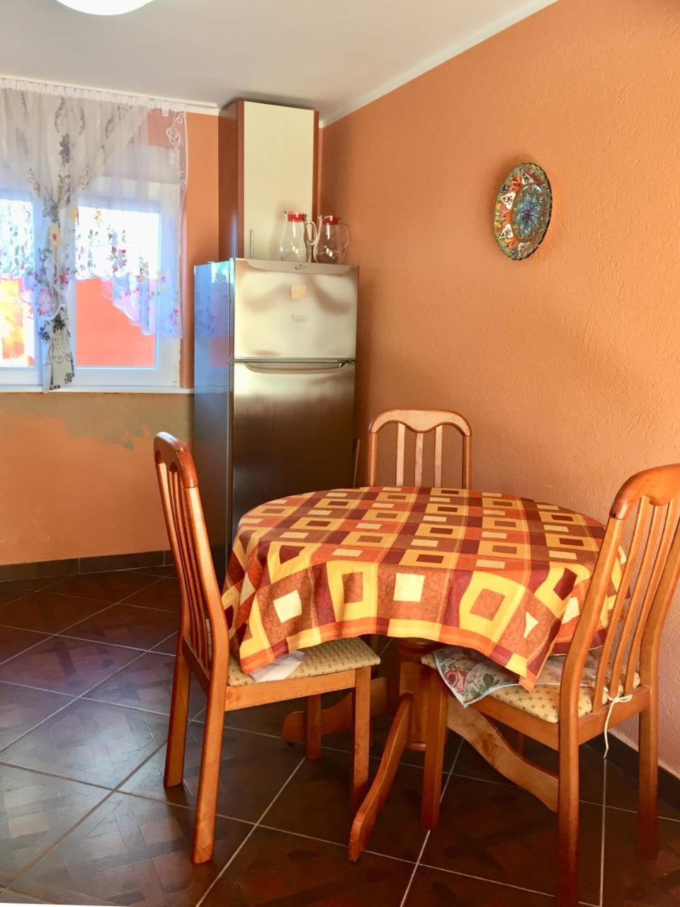 Holiday Home Orange Утєха Екстер'єр фото